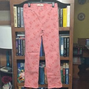 Levi's 512 straight leg  perfectly slimming jeans